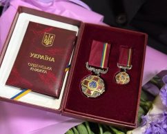 Олексій Романько та Олег Григоров вручили державні нагороди видатним жителям Сумщини