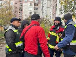 Леонід Ніколаєнко про ліквідацію ворожої атаки на Суми: Водо-, газо- та теплопостачання вже відновлено майже повністю, а електрика відсутня лише в окремих квартирах Леонід Ніколаєнко про ліквідацію ворожої атаки на Суми: Водо-, газо- та теплопостачання вже відновлено майже повністю, а електрика відсутня лише в окремих квартирах