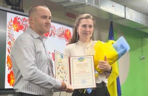 Робота заради людей: очільник обласної ради Олексій Романько відзначив внесок держслужбовців в успішну реалізацію проєктів на Шосткинщині
